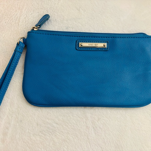 Nine West Vibrant Blue Wristlet - Picture 6 of 9